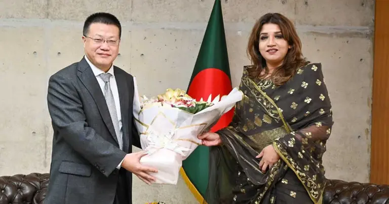 চীনের রাষ্ট্রদূত ইয়াও ওয়েন ও পররাষ্ট্র প্রতিমন্ত্রী শামা ওবায়েদ